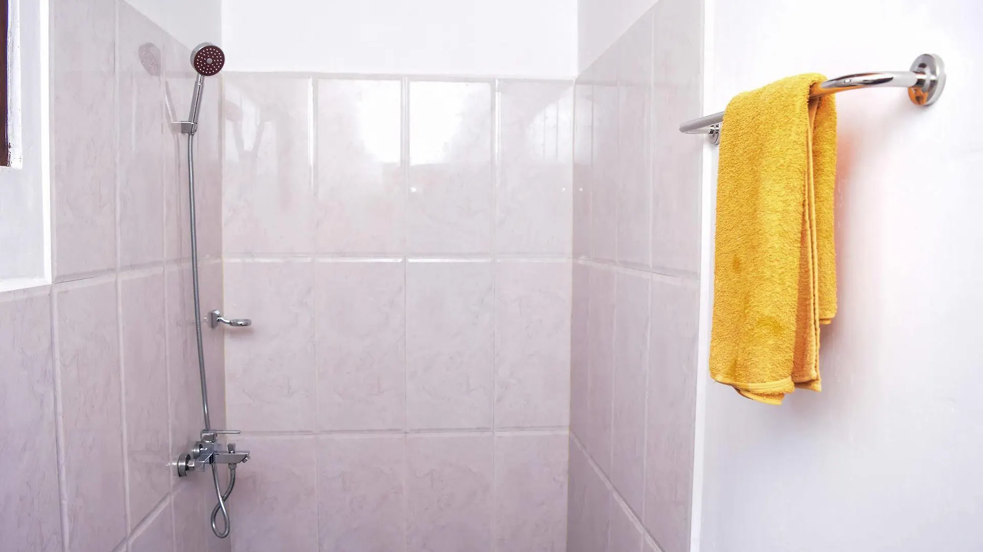 Hotel Zen Rooms Beach Road Negombo