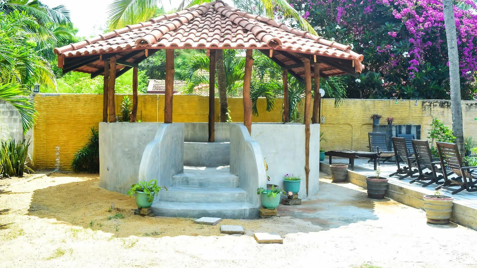 Zen Rooms Beach Road Negombo 3*,
